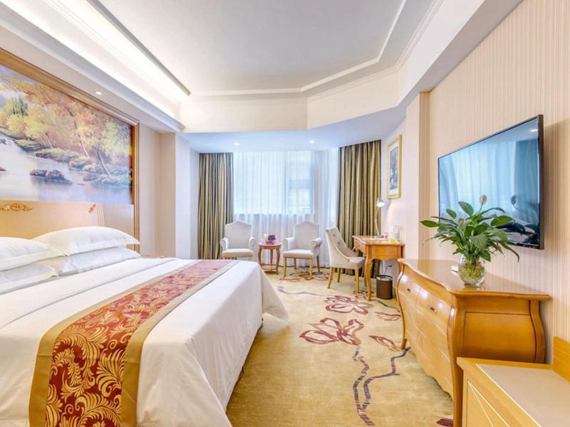 Vienna Hotel Guilin Airport Road Rongshan Exterior foto